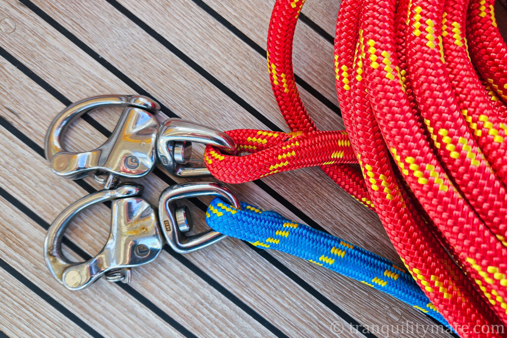 halyard Gleistein Megatwin lines with eye splice and snapshackles
